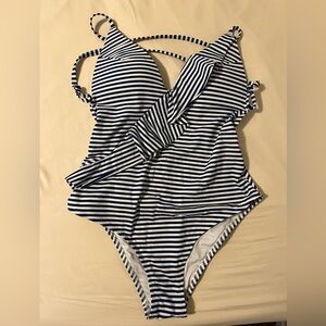 Swimming suit , size S